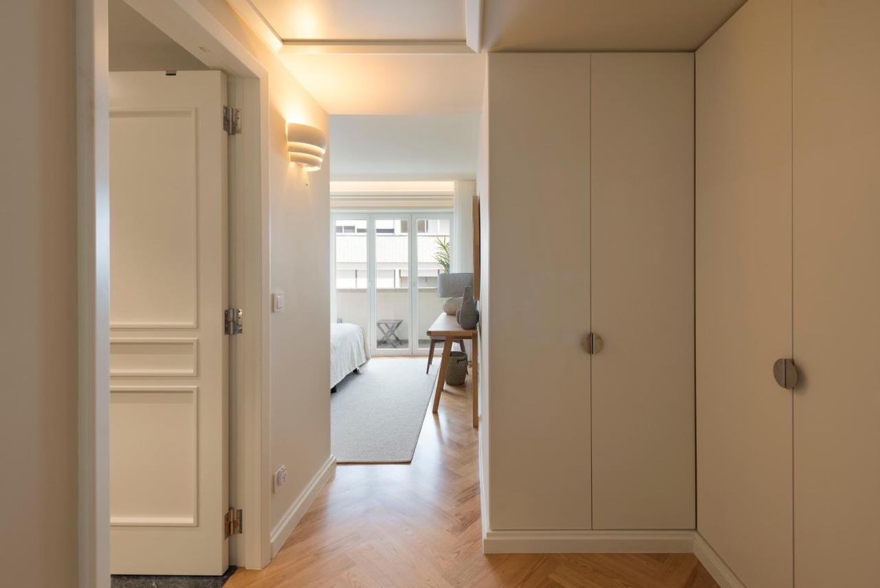 Emporium Deluxe 3Br Apartment W/ Private Parking By Lovelystay OOporto Exterior foto