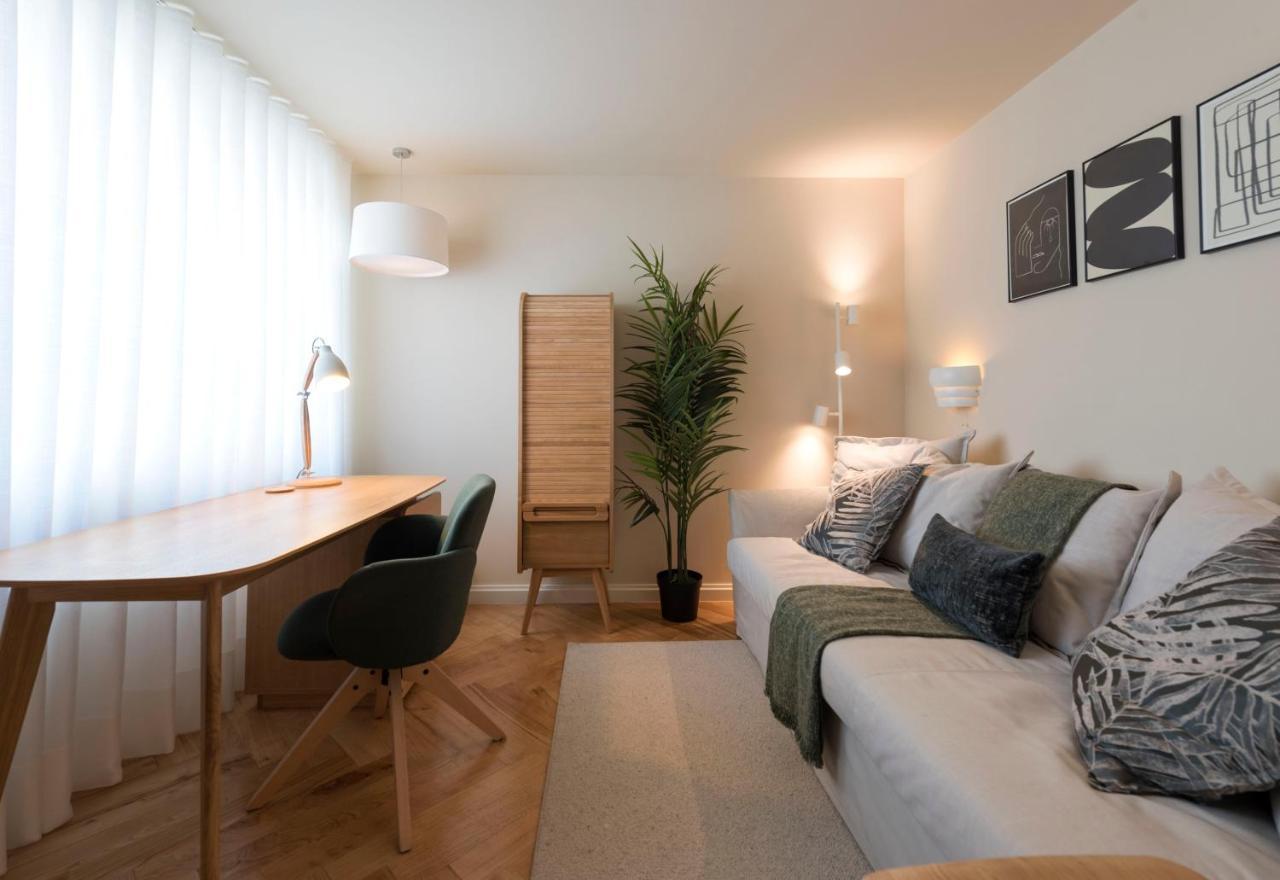 Emporium Deluxe 3Br Apartment W/ Private Parking By Lovelystay OOporto Exterior foto