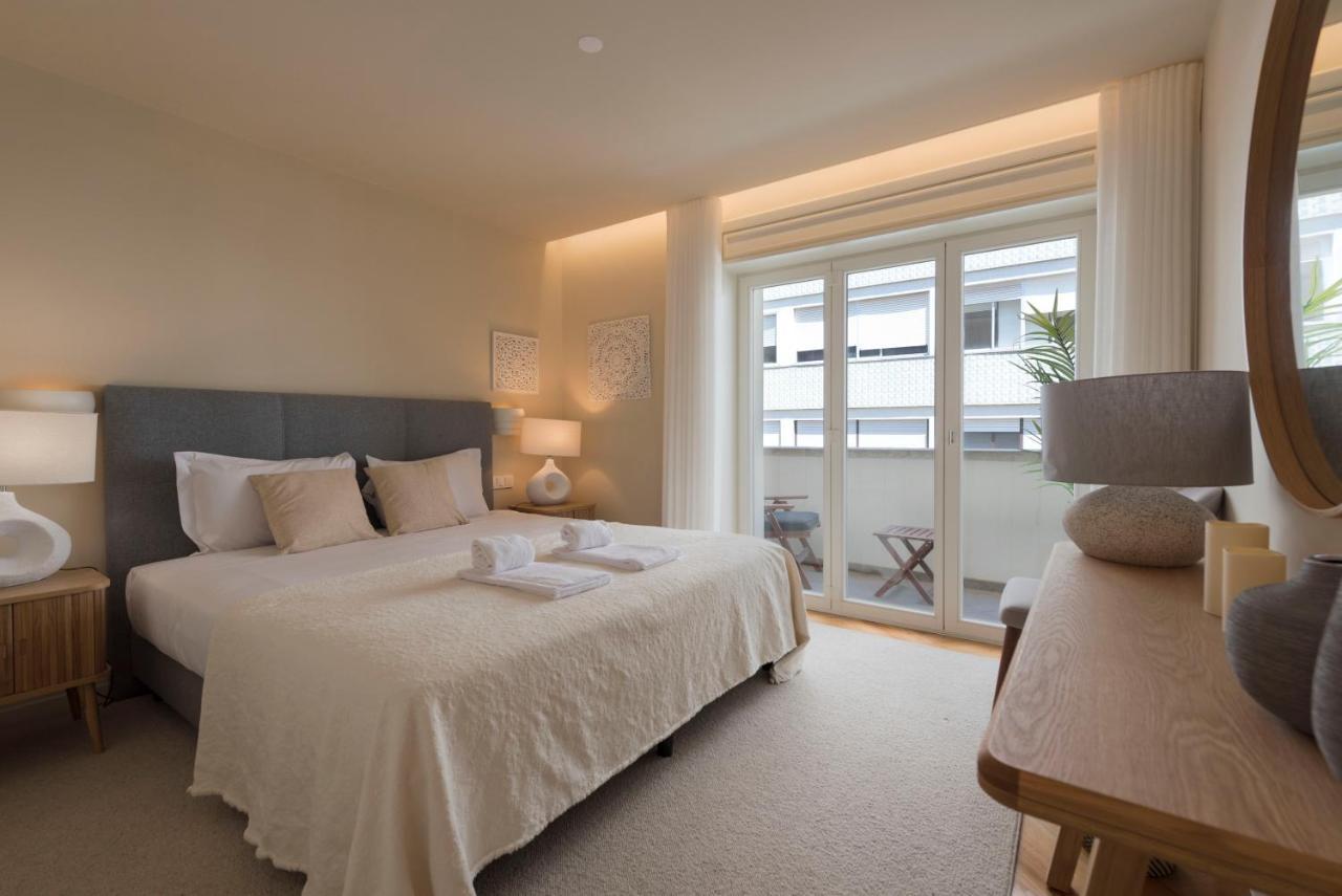 Emporium Deluxe 3Br Apartment W/ Private Parking By Lovelystay OOporto Exterior foto