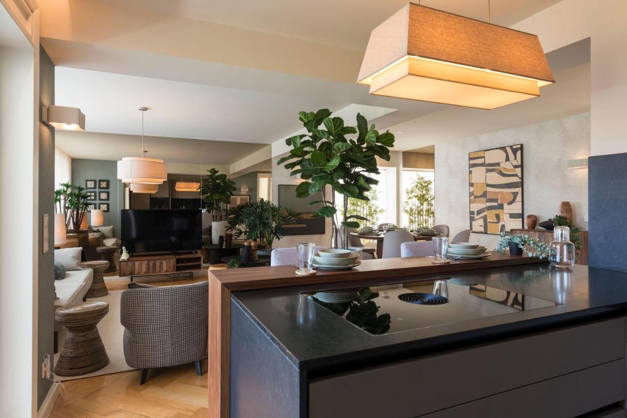 Emporium Deluxe 3Br Apartment W/ Private Parking By Lovelystay OOporto Exterior foto
